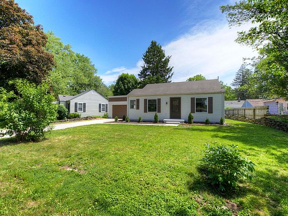 5th image of 2931 Shady Ln