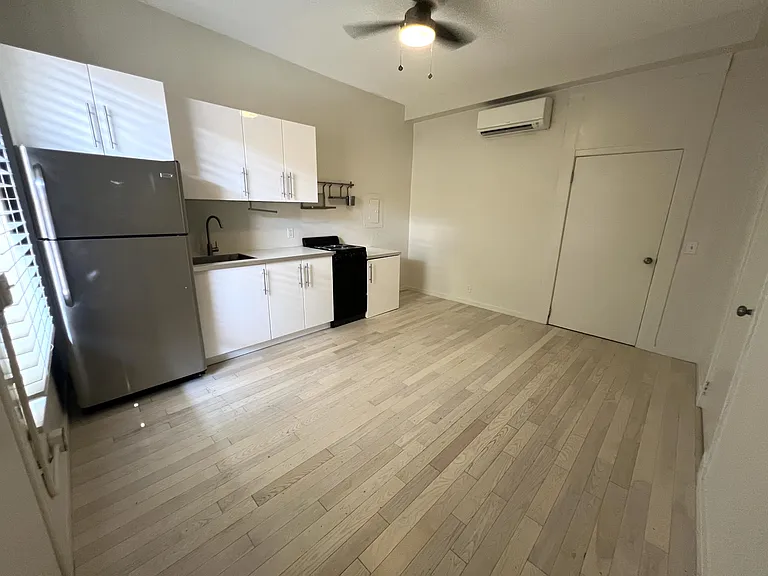414 S 3rd Ave #11 — Photo 11