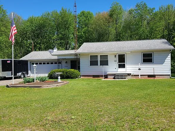 3050 W Sanilac Rd, Vassar, MI 48768