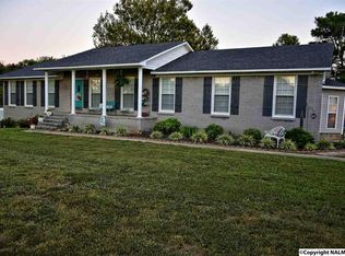 656 Shoal Creek Rd, Arab, AL 35016