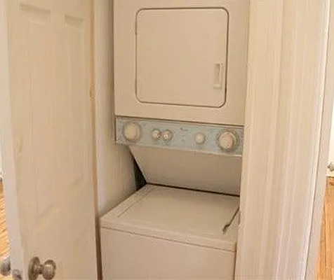 Rented by Bold New York | media 25