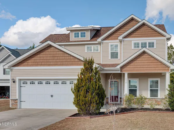 114 Saw Grass Drive, Maple Hill, NC 28454