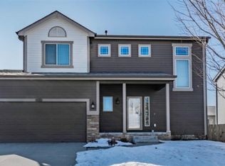 4609 Clearwater Dr, Bellevue, NE 68133