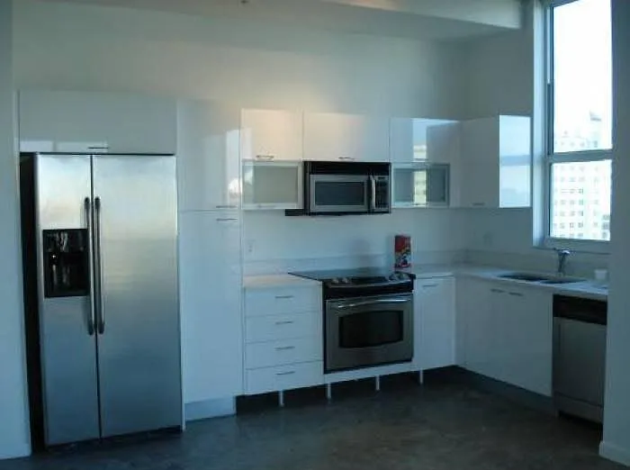 Studio, $1,950 — Photo 1