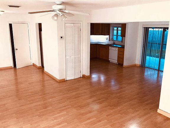 4th image of 9353 SW 182nd St