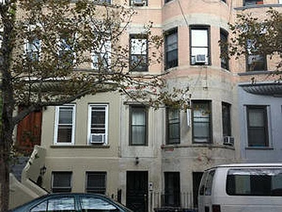 2nd image of 525 West