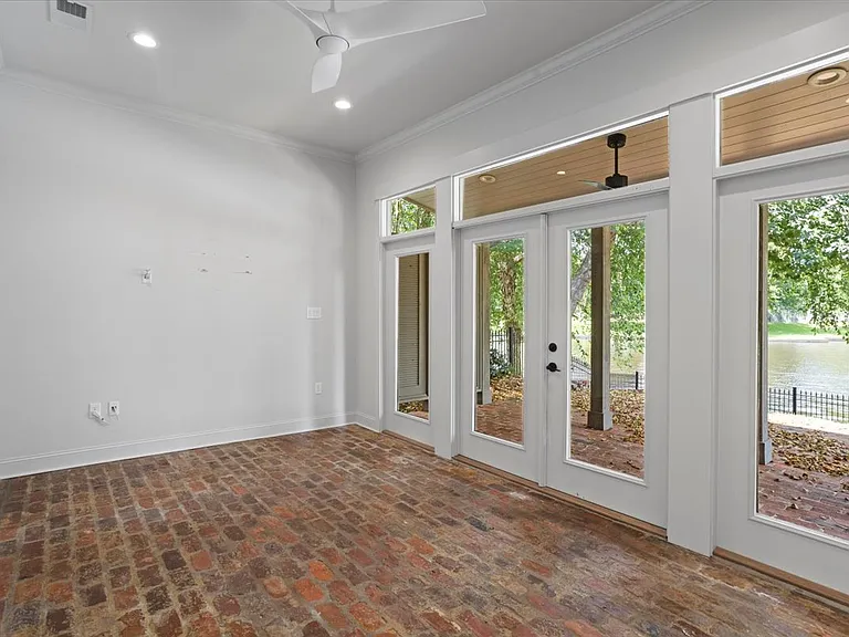 30 Crane Park — Photo 20