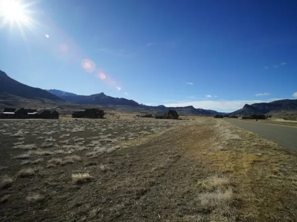 59 Stillwater Dr #129, Cody, WY 82414