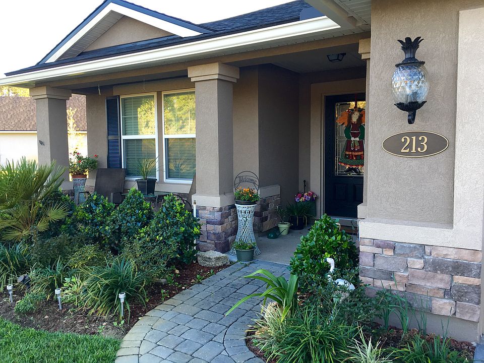 1st image of 213 Parkwood Cir