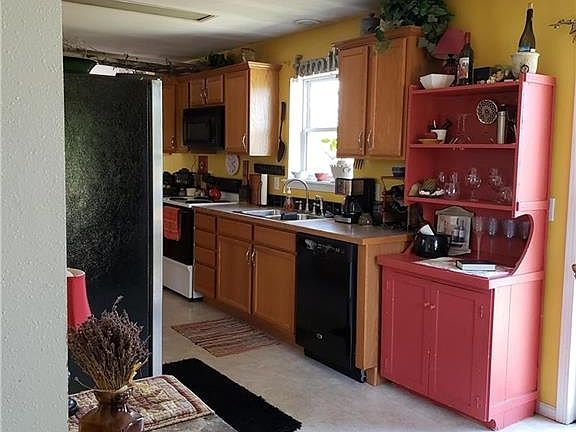 3rd image of 3705 Serendipity Ln