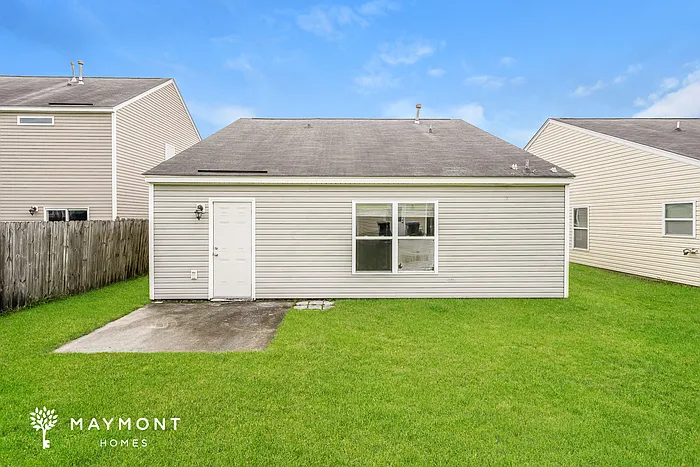 154 Tyger St — Photo 14
