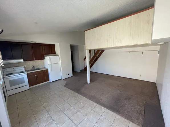 718 Arnold Way #B, Half Moon Bay, CA 94019