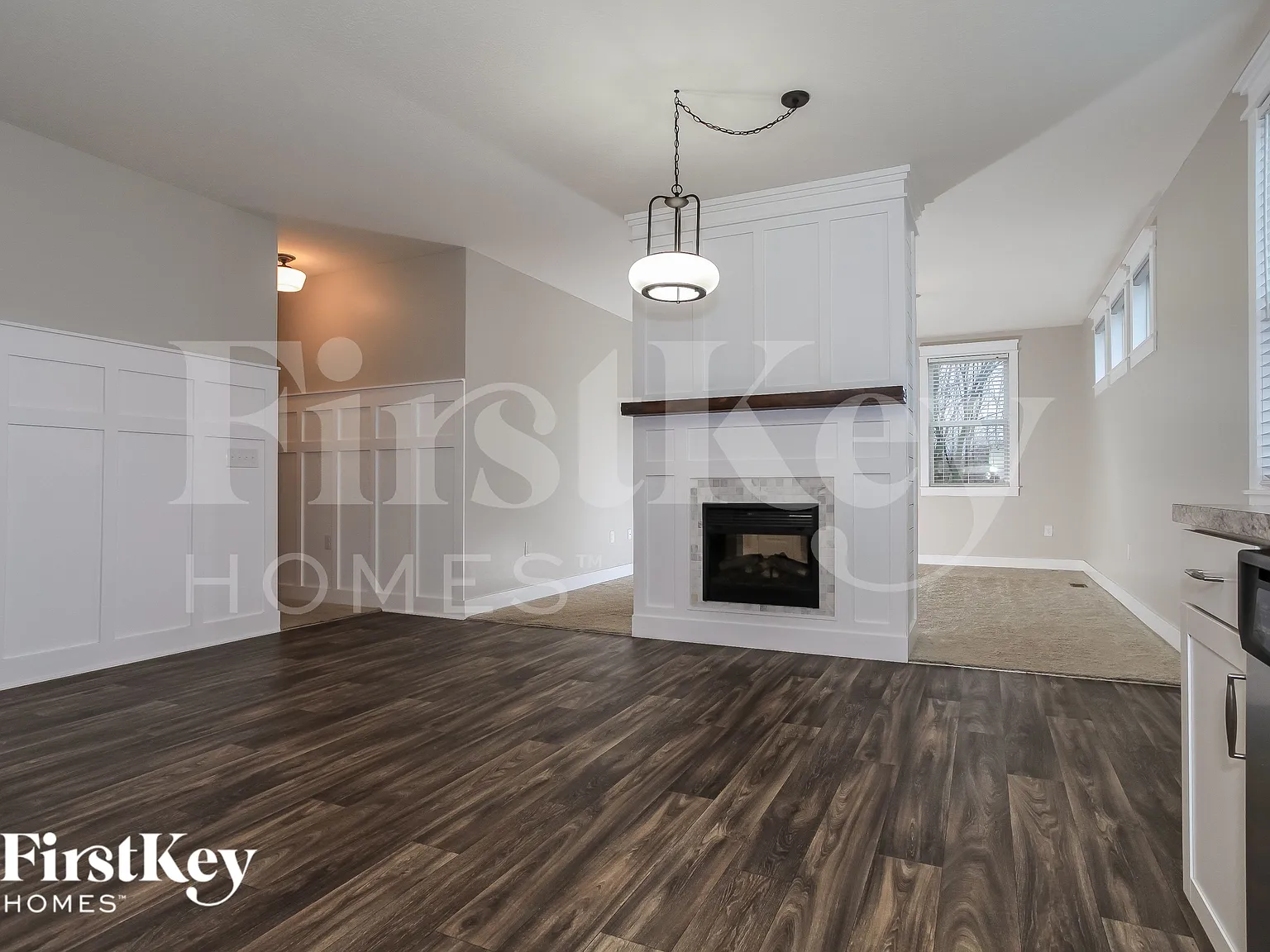3 bed, 3.0 bath, 2588 sqft, $3,345 — Photo 3