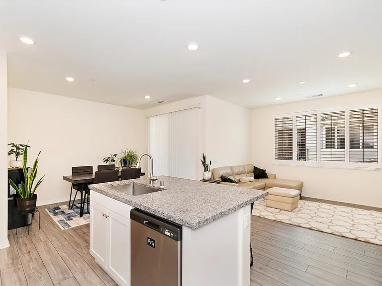 16540 Wyndham Ln #3 — Photo 5