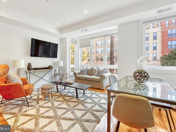 904 H St NE #1, Washington, DC 20002