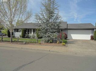 5555 SE Sierra St, Hillsboro, OR 97123