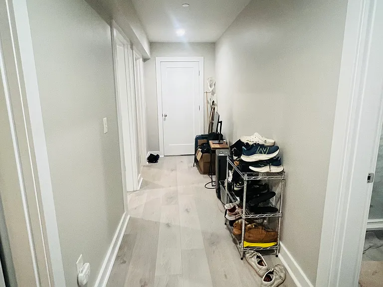 8 W Bellflower St #1 — Photo 15