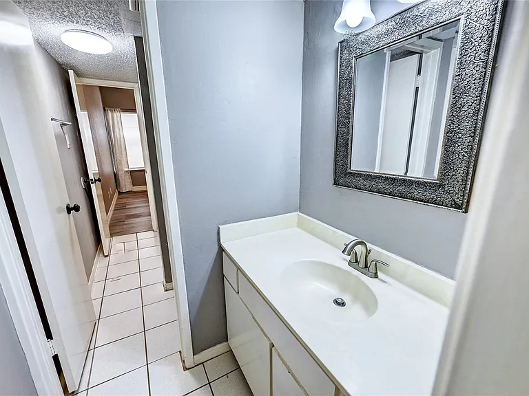 12900 Walden Rd #6 — Photo 22