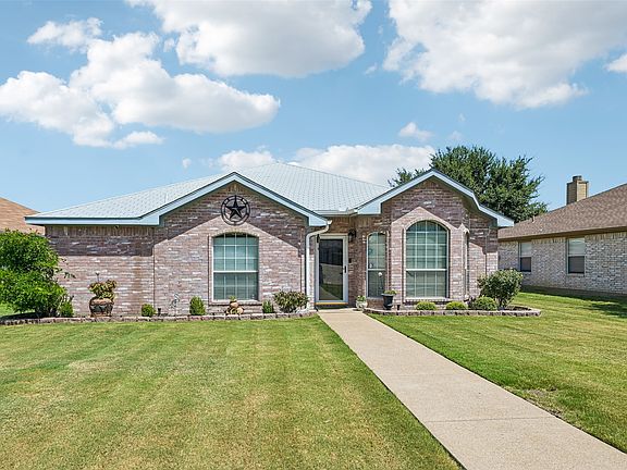 3rd image of 3209 Welch Ln