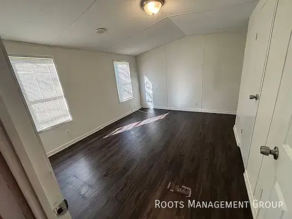4th image of 451 Gondola Ln #150