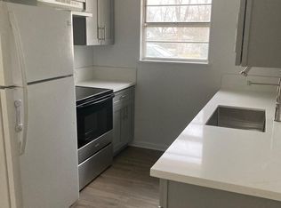 306 S Crockett St, Fredericksburg, TX 78624