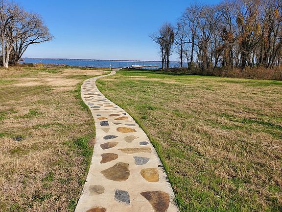 Trail to the peer