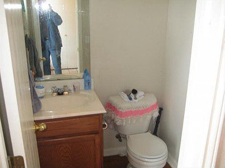 5th image of 109 Hummingbird Ct