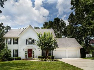 1911 Canterbury Dr, Dalton, GA 30720