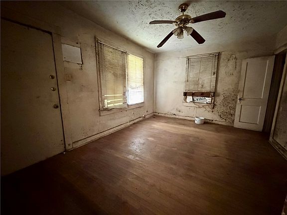 5th image of 702 W Nettie Ave