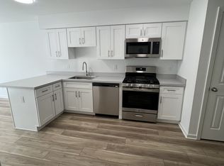 125 Sassafras Ct, North Brunswick, NJ 08902