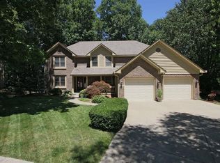 1152 Timber Grove Pl, Beech Grove, IN 46107