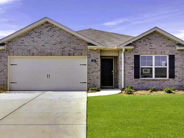 134 Settlement Dr, Huntsville, AL 35810