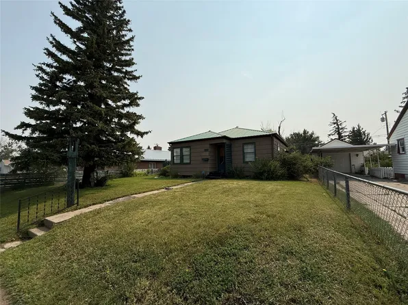 305 4th Ave SE, Cut Bank, MT 59427