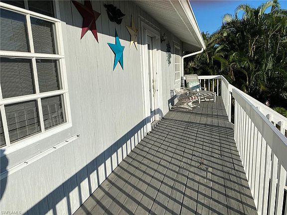 2nd image of 3770 Emerald Ave