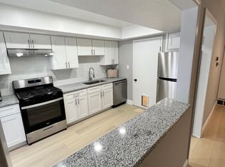 26657 Lake Of The Falls Blvd, Olmsted Falls, OH 44138