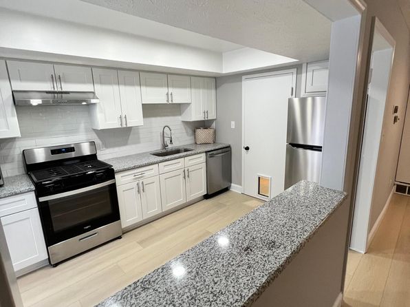 26657 Lake Of The Falls Blvd