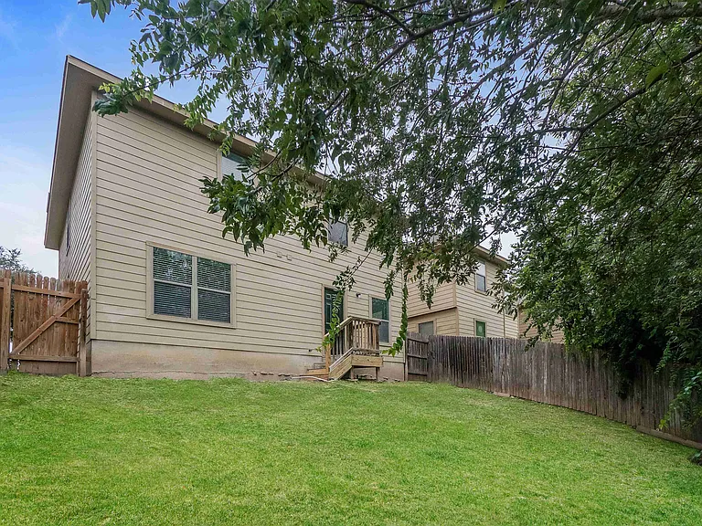 5926 Aspen Gdn — Photo 7