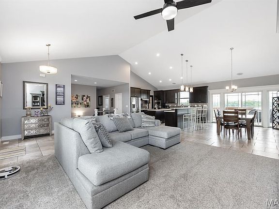 3rd image of 3456 Arbor View Ct