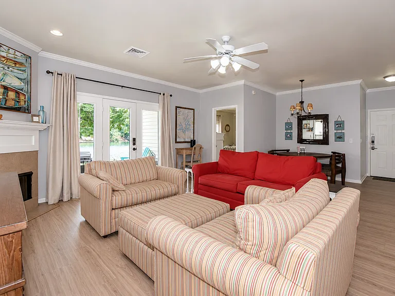 185 Sunset Point Dr #611 — Photo 13