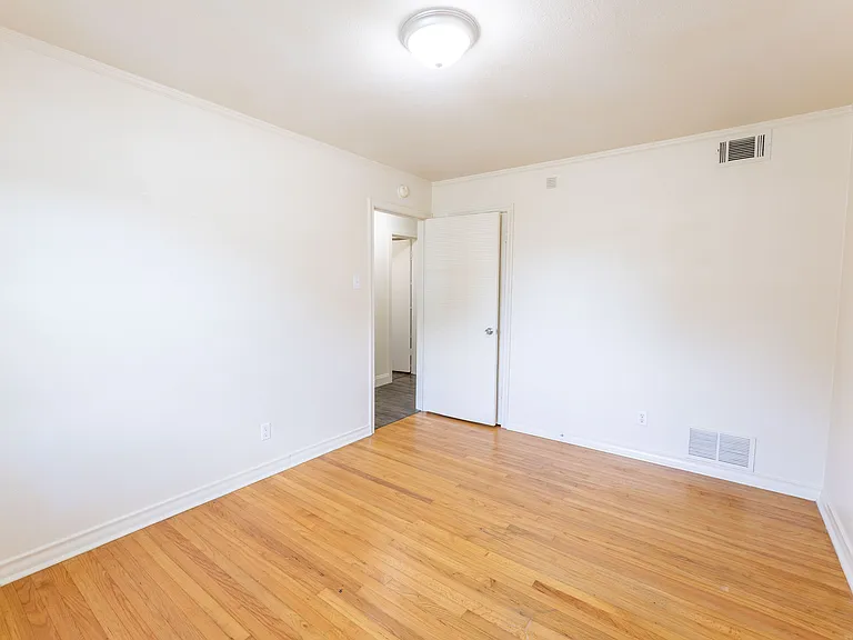 2627 Tealford Dr — Photo 11