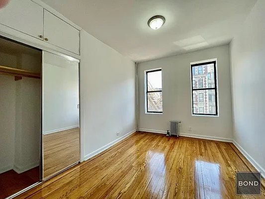 Rented by Bond New York | media 8