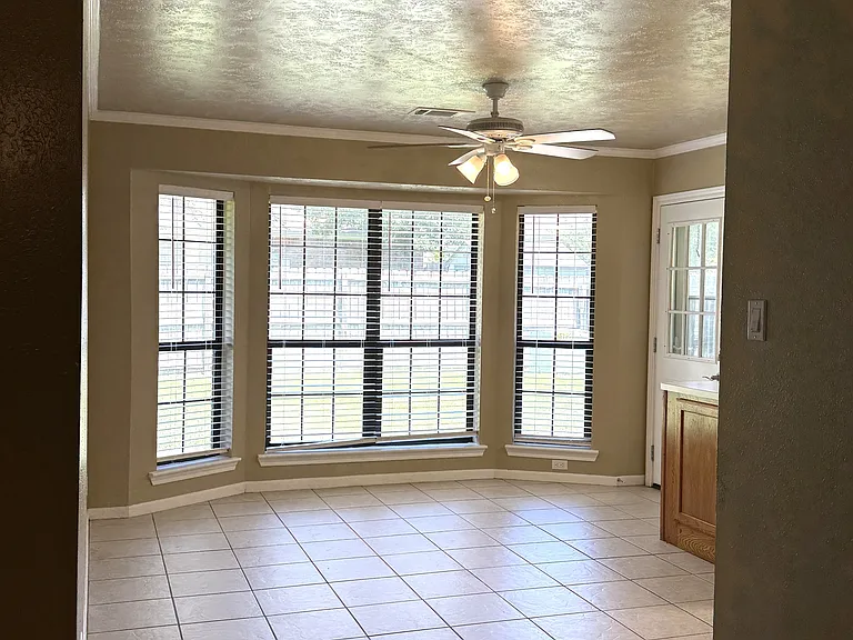 1505 Richland Ct N — Photo 14