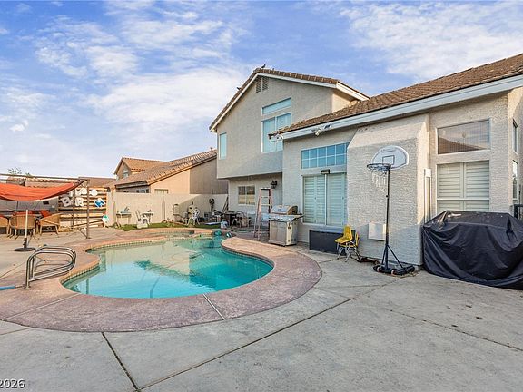 3rd image of 5024 Silhouette Ave