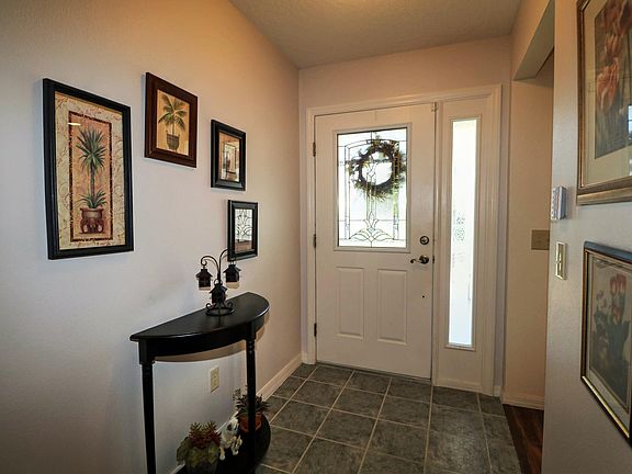 4th image of 17714 SE 80th Altamaha Ct