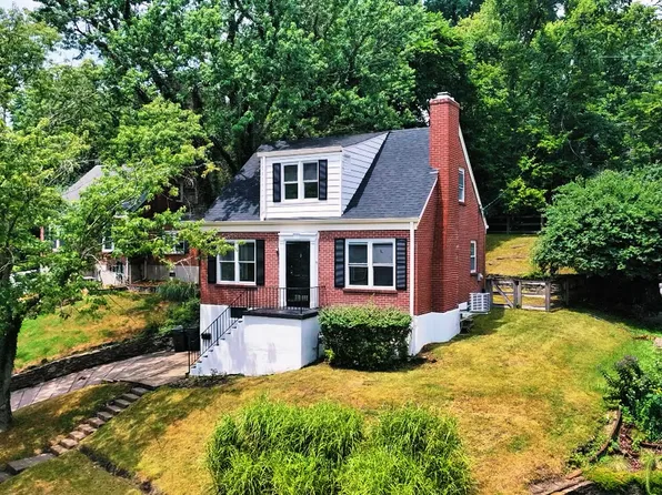 1246 E Henry Clay Ave, Fort Wright, KY 41011