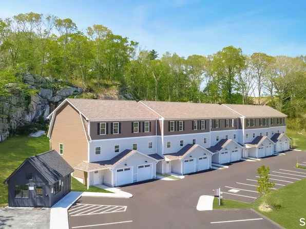 1154 Poquonnock Road #6, Groton, CT 06340
