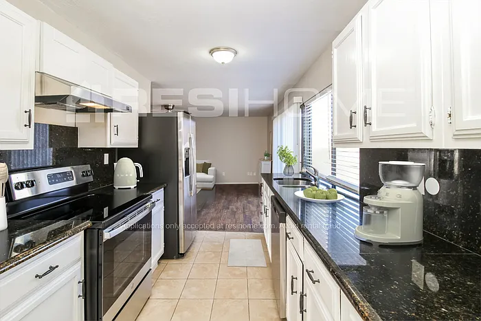 5020 N Colony Blvd — Photo 3