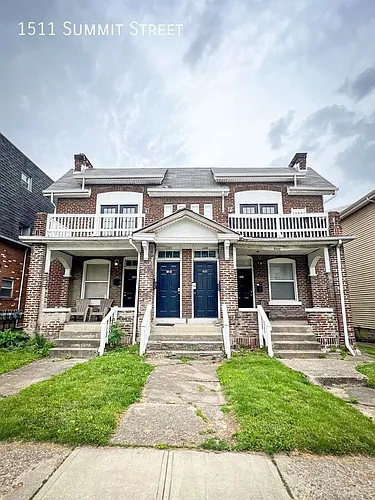 1511 Summit St Photo 1