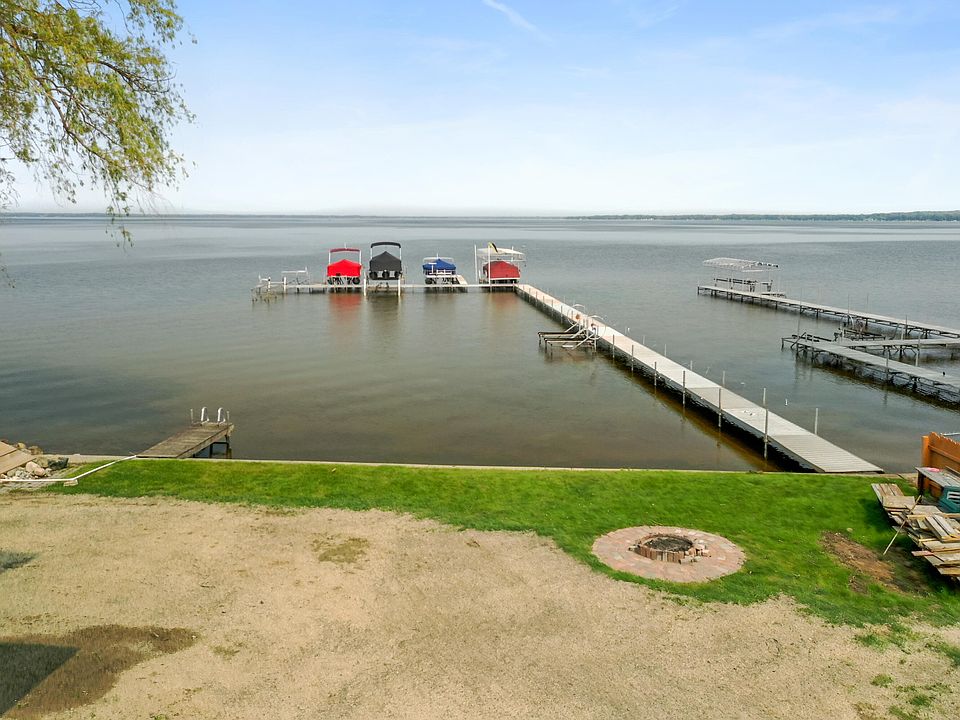 6482 W Houghton Lake Dr, Houghton Lake, MI 48629 MLS 201824143 Zillow