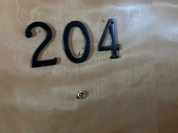 Belle Harbor offers one, two, and three bedroom lofts